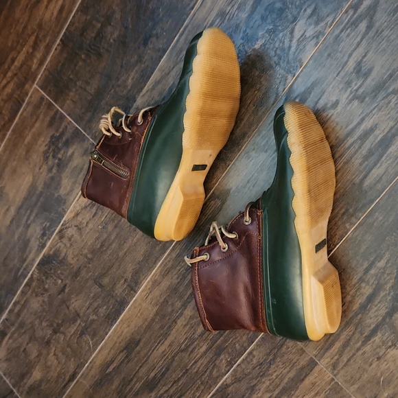 Sperry 7.5 Boots - Picture 2 of 5